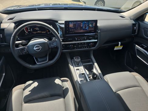 New 2026 Nissan Pathfinder SL FWD image 7