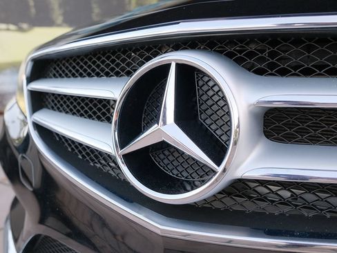 Used 2014 Mercedes-Benz E 350 Sedan w/ Premium 1 Package image 27