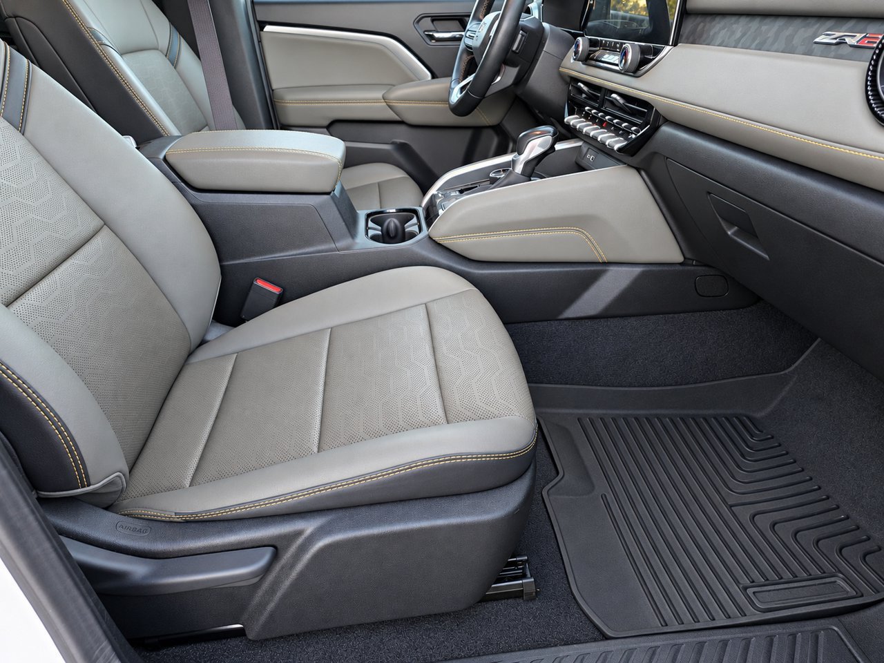 Certified 2024 Chevrolet Colorado ZR2 w/ ZR2 Convenience Package III AWD/4WD image 31