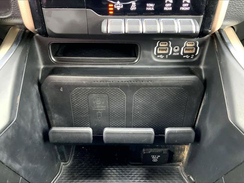 Used 2022 RAM 1500 Laramie image 35