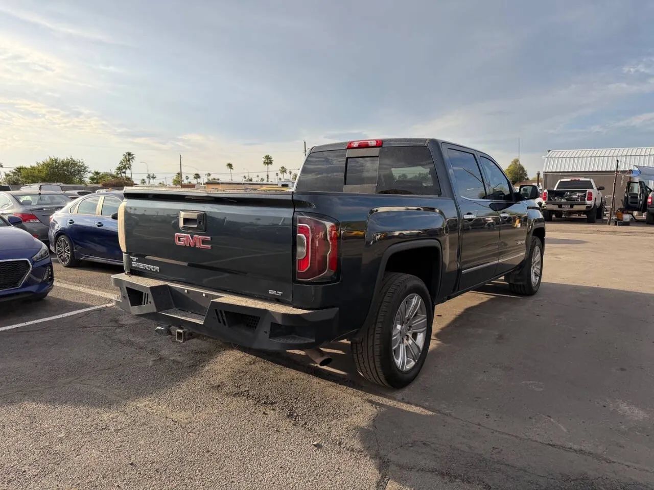 Used 2017 GMC Sierra 1500 SLT AWD/4WD image 11
