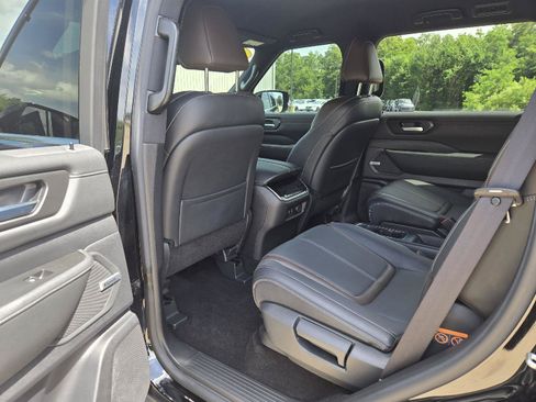 Used 2025 Nissan Armada SL w/ Captain's Chari Seat Package AWD/4WD image 26