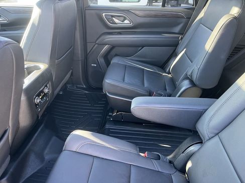 Used 2022 Chevrolet Tahoe LT w/ LT Signature Plus Package image 20