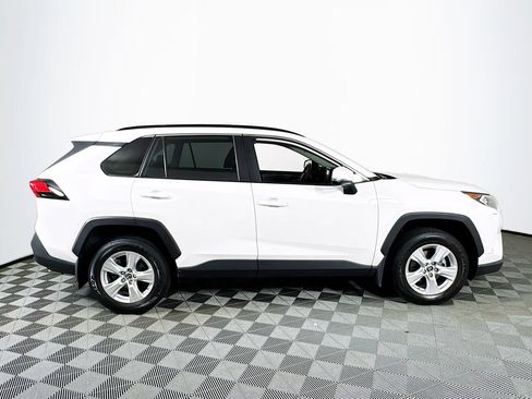 Used 2019 Toyota RAV4 XLE w/ All Weather Liner Package AWD/4WD image 8