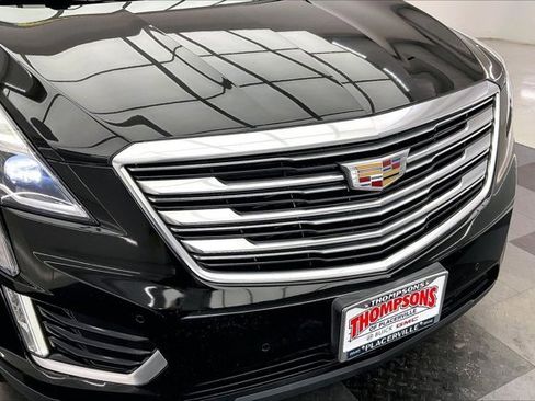 Used 2017 Cadillac XT5 Premium Luxury w/ Driver Assist Package image 29