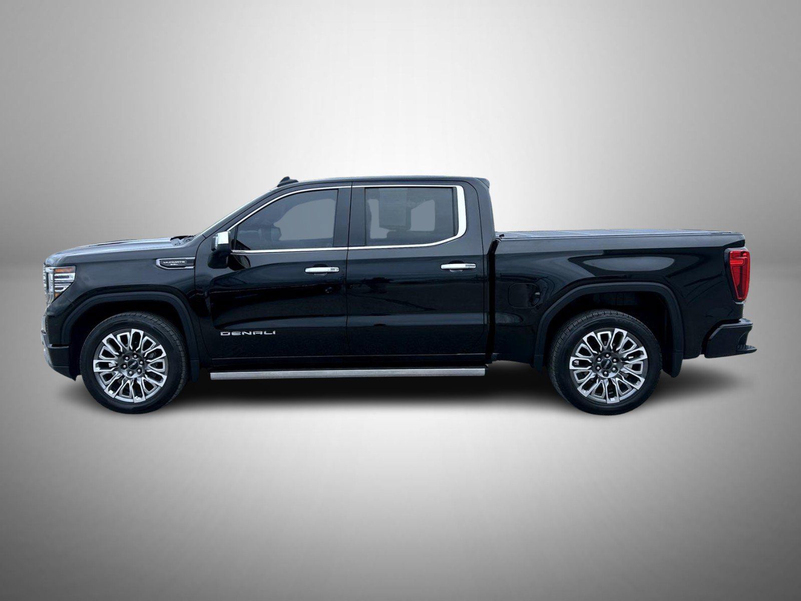 Used 2024 GMC Sierra 1500 Denali Ultimate AWD/4WD image 8