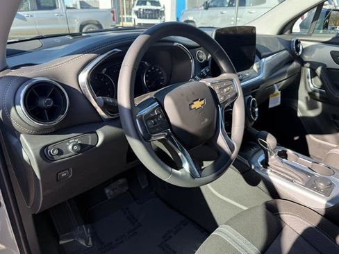 New 2026 Chevrolet Blazer LT image 2