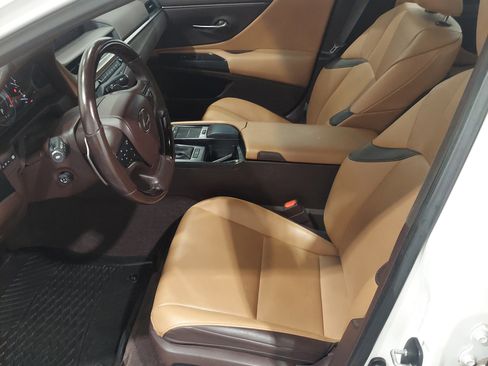 Used 2021 Lexus ES 250 AWD/4WD image 16