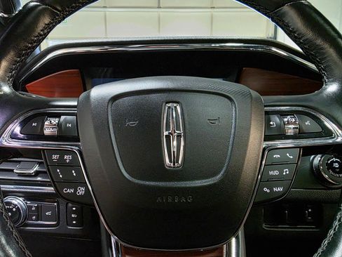 Used 2021 Lincoln Navigator Reserve w/ Luxury Package AWD/4WD image 33