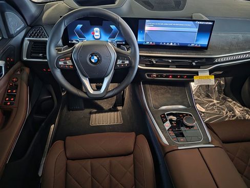 New 2026 BMW X5 sDrive40i w/ Climate Comfort Package RWD image 11