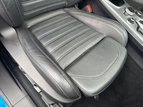 Used 2023 Alfa Romeo Stelvio Veloce AWD/4WD image 69