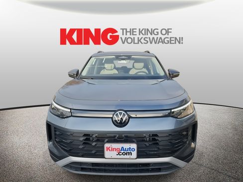 New 2026 Volkswagen Tiguan SE image 9