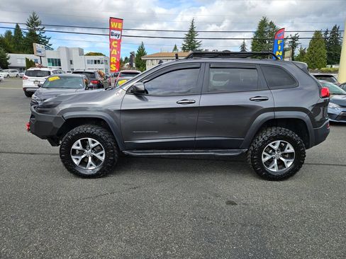 Used 2015 Jeep Cherokee Trailhawk w/ Comfort/Convenience Group AWD/4WD image 7