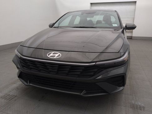 Used 2024 Hyundai Elantra SEL FWD image 15