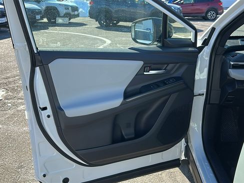 New 2026 Subaru Solterra Premium image 8