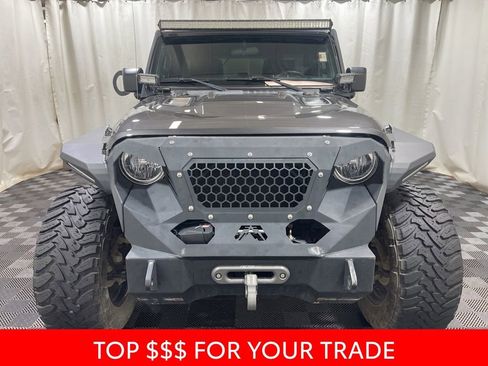 Used 2018 Jeep Wrangler Unlimited Rubicon image 2