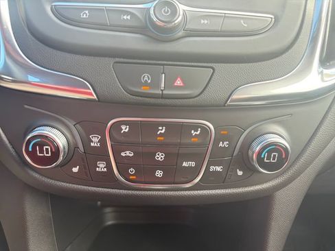 Used 2024 Chevrolet Equinox LT w/ LPO, Floor Liner Package AWD/4WD image 22