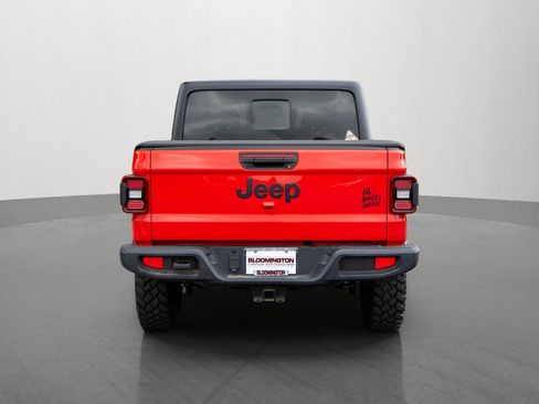 Used 2024 Jeep Gladiator Sport AWD/4WD image 6