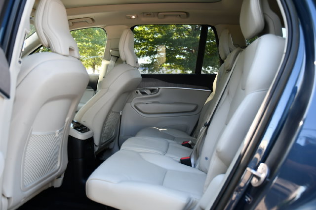 Used 2023 Volvo XC90 T8 Plus w/ Protection Package Premier AWD/4WD image 19