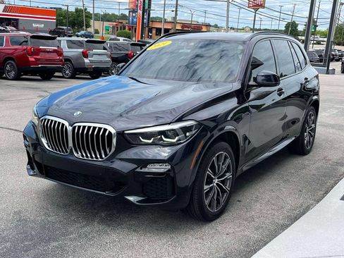 Used 2021 BMW X5 xDrive40i w/ M Sport Package AWD/4WD image 7