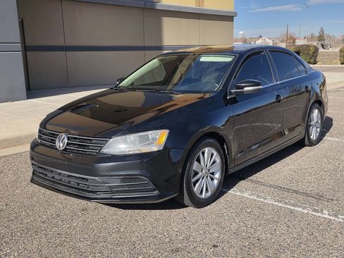 Used 2015 Volkswagen Jetta TDI SE image 3