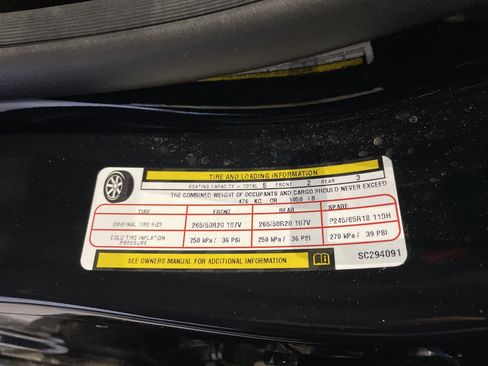 Used 2025 Jeep Grand Cherokee Limited w/ Luxury Tech Group II image 41