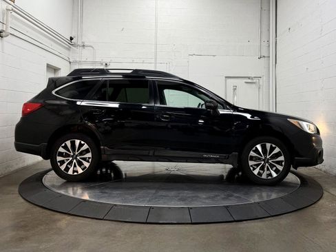 Used 2015 Subaru Outback 2.5i Limited image 8