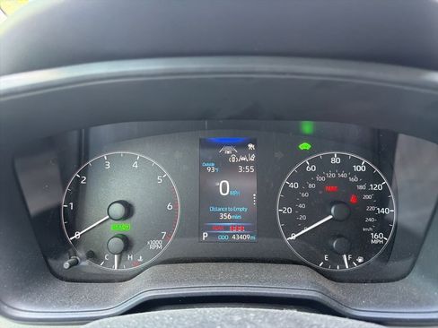 Used 2023 Toyota Corolla LE FWD image 7