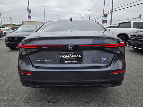Used 2025 Honda Accord SE image 6