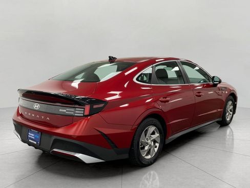 Certified 2025 Hyundai Sonata SE FWD image 3