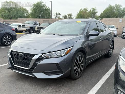 Used 2022 Nissan Sentra SV w/ SV Premium Package image 2