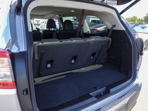 Certified 2025 Subaru Ascent Bronze Edition AWD/4WD image 36