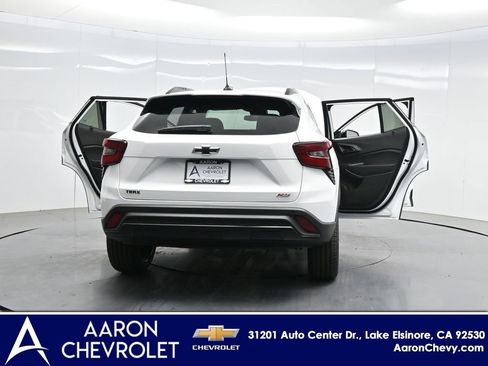 New 2026 Chevrolet Trax RS w/ Driver Confidence Package FWD image 44