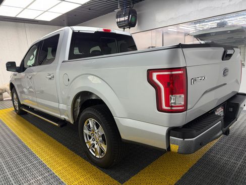 Used 2017 Ford F150 XLT w/ Equipment Group 302A Luxury image 5
