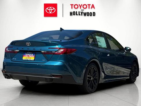 New 2026 Toyota Camry SE image 4