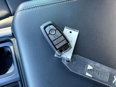 Used 2024 Ford F350 Lariat w/ Lariat Ultimate Package image 36