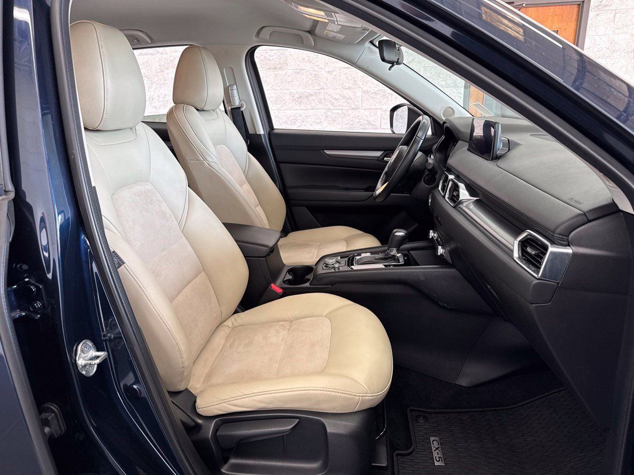 Used 2021 MAZDA CX-5 Touring FWD image 48