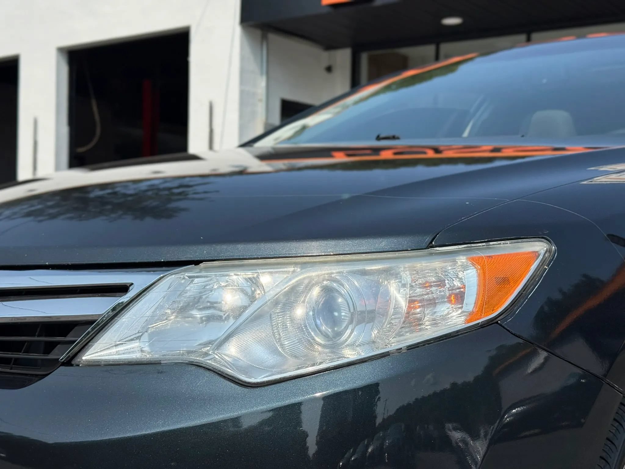 Used 2014 Toyota Camry XLE w/ Convenience Package FWD image 33