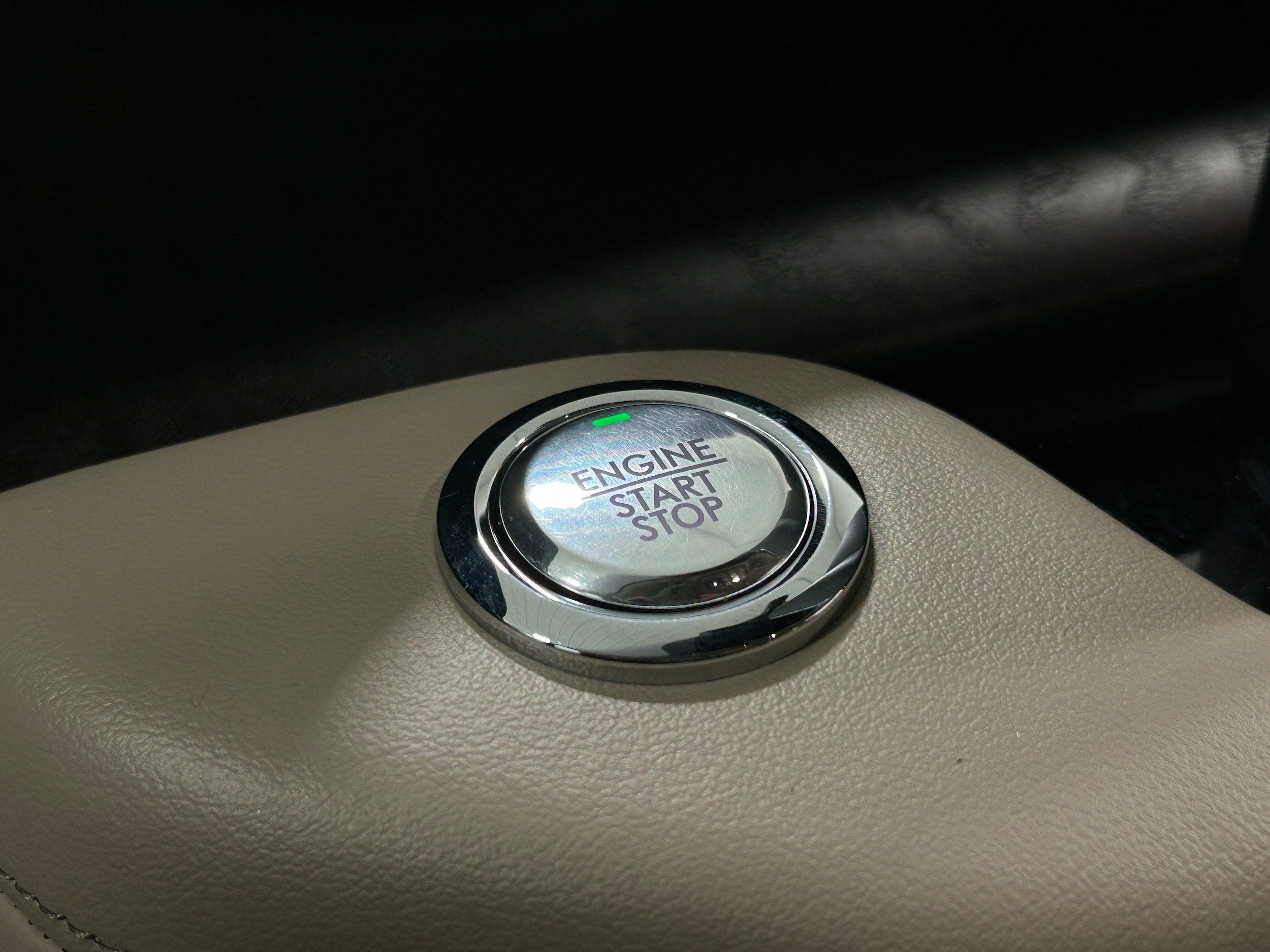 Used 2020 Lincoln Aviator Reserve w/ Equipment Group 202A AWD/4WD image 11