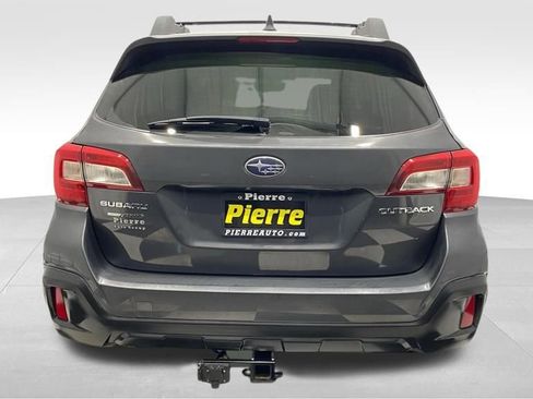 Used 2018 Subaru Outback 2.5i Premium image 3