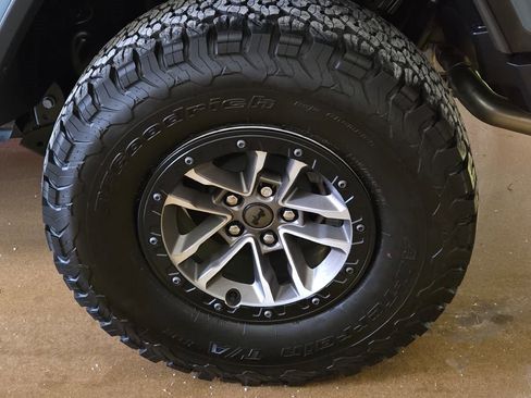 Used 2024 Jeep Wrangler Unlimited Rubicon 392 image 16