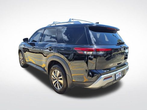 Used 2023 Nissan Pathfinder SL w/ Lighting Package (N92) AWD/4WD image 10
