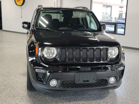 Used 2019 Jeep Renegade Altitude w/ Quick Order Package 2XM FWD image 20