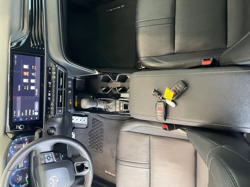 Certified 2025 Toyota Camry XSE FWD image 15