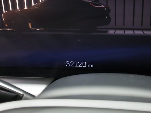 Used 2024 Cadillac Lyriq Luxury RWD image 24