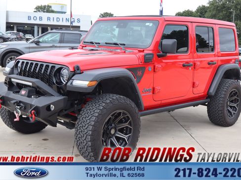 Used 2024 Jeep Wrangler Unlimited AWD/4WD image 1