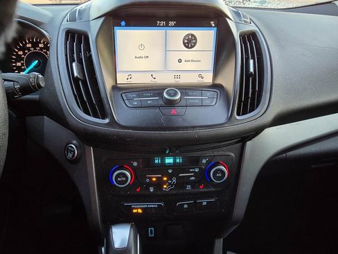 Used 2019 Ford Escape SEL image 15