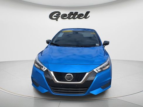 Used 2022 Nissan Versa SR w/ Convenience Package image 3