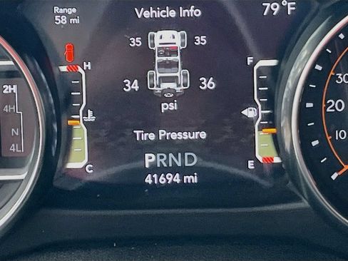 Used 2020 Jeep Wrangler Unlimited Sahara AWD/4WD image 12