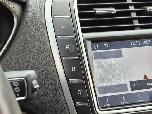 Used 2020 Lincoln Nautilus FWD w/ Equipment Group 101A image 14